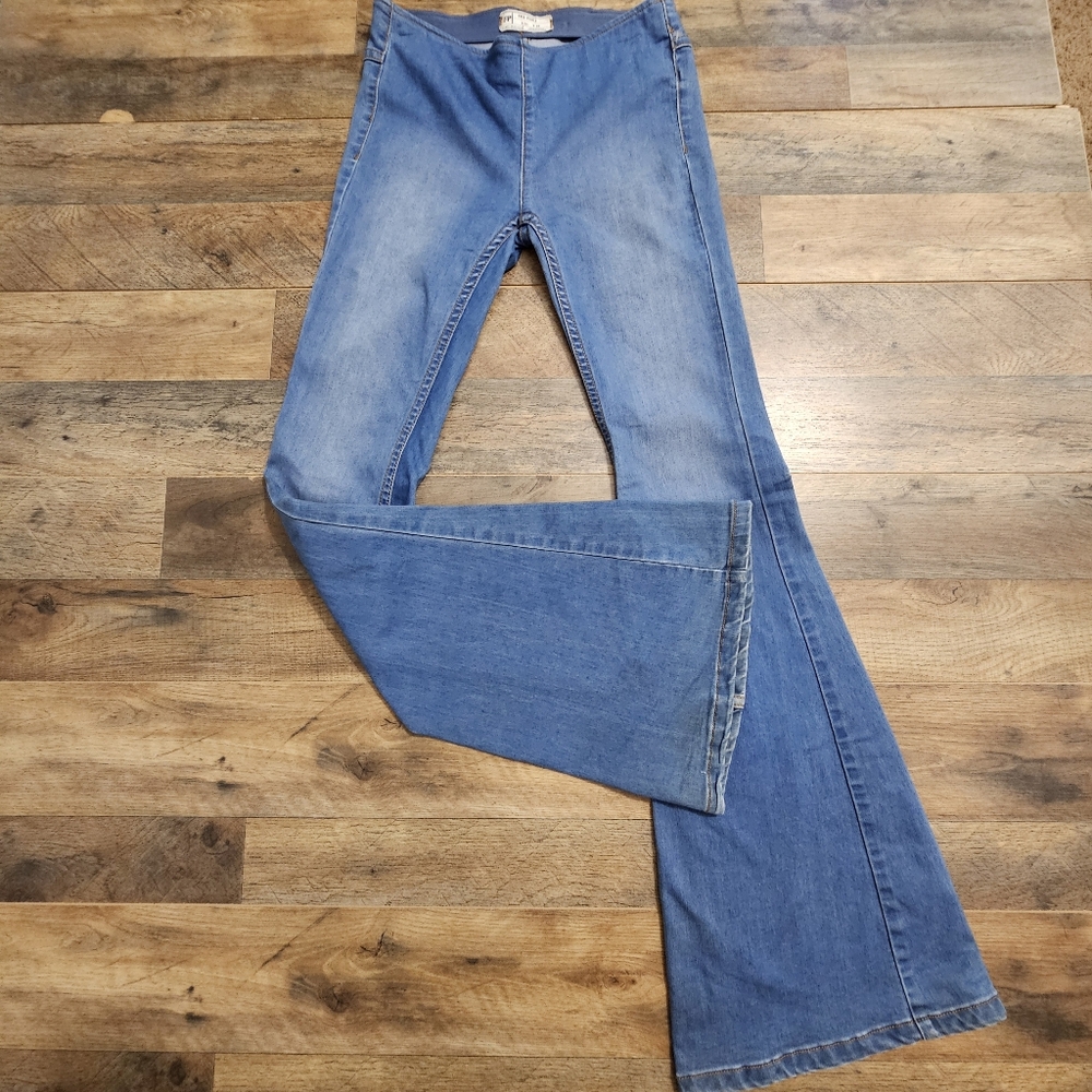 Free People Flare Jeans Women's Size 26 Blue Denim High Waist Pull On Flat Front